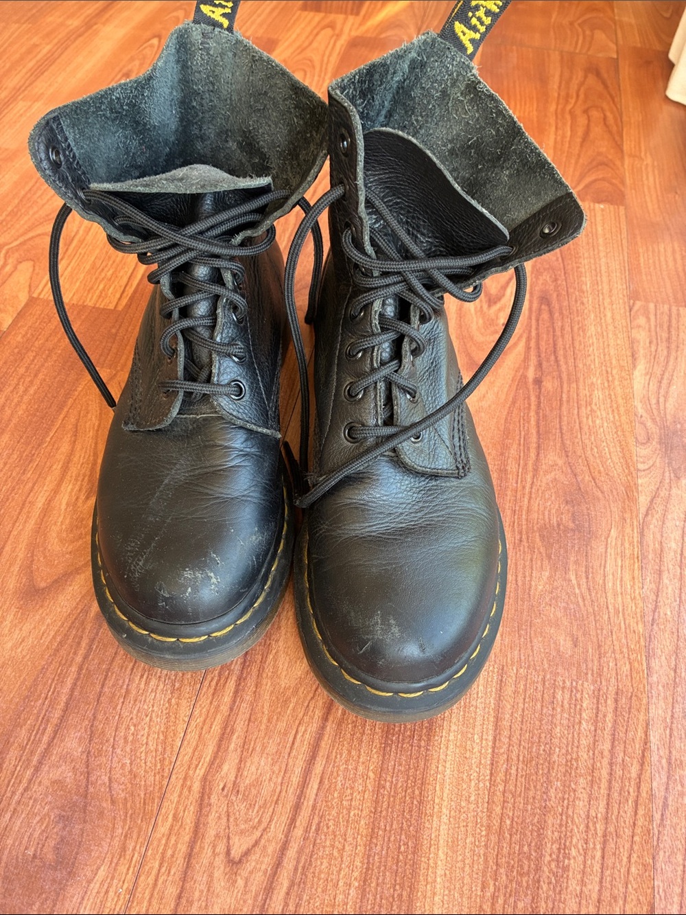 Classic dr martens